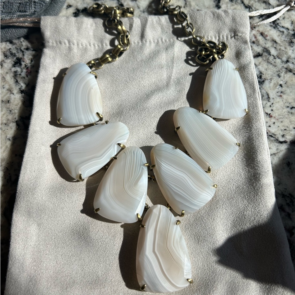 GUC Kendra Scott white banded agate Harlow with antique brass hardware